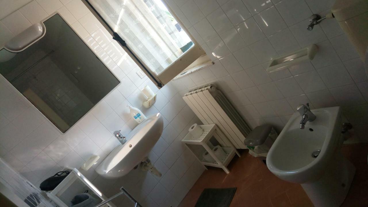 ג'נובה Al Chiostro Guesthouse מראה חיצוני תמונה